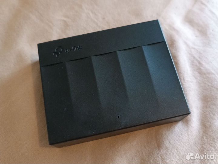 Свич Tp-link LS1005G