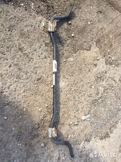 Задний стабилизатор на мерседес W166/X166