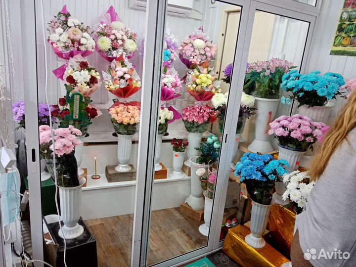 Продавец на цветы