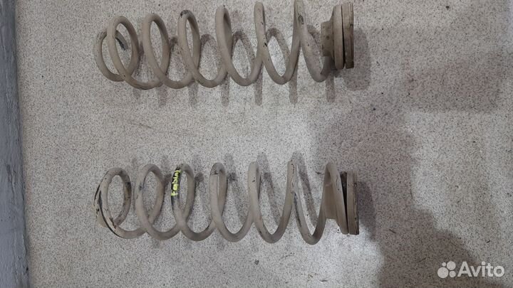 Задняя пружина подвески для Skoda Fabia 1 фабия 1