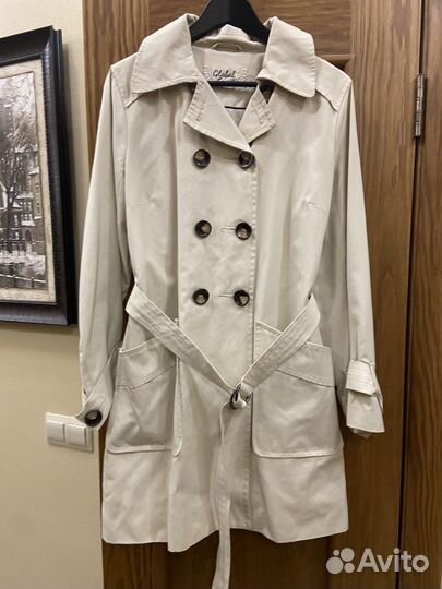 Плащ женский