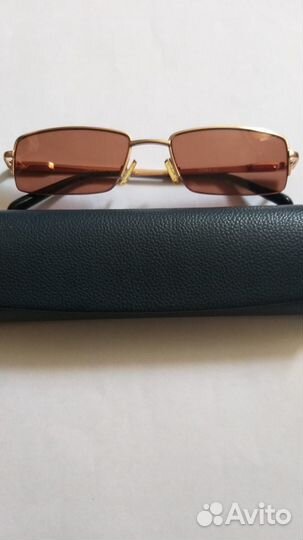 Очки солнцезащитные