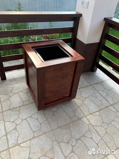 Кашпо под цветы