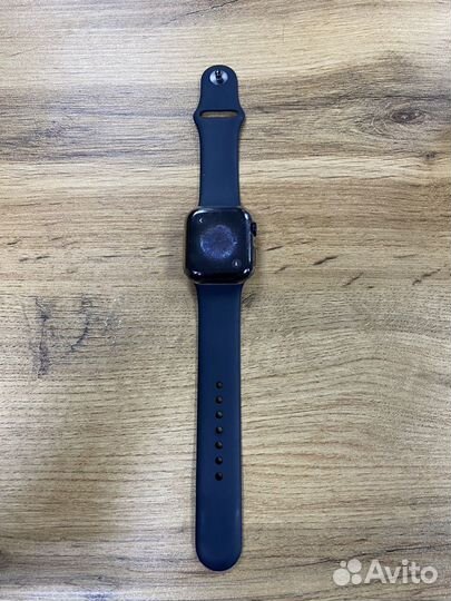 Apple watch SE 2023 40mm на гарантии