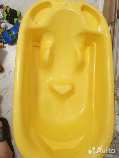 Ванночка для купания с горкой