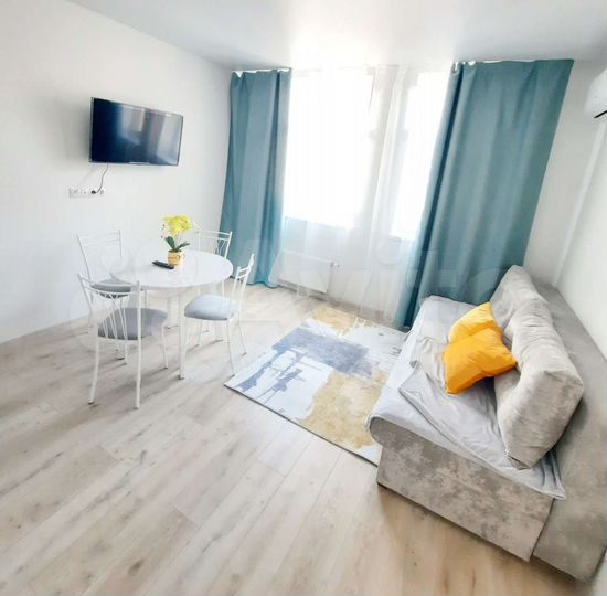 2-к. квартира, 45 м², 8/19 эт.