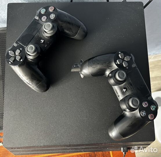 Игровая приставка ps4 pro 1tb с играми