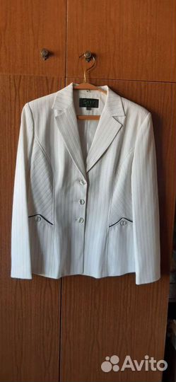 Пиджаки р.48-50