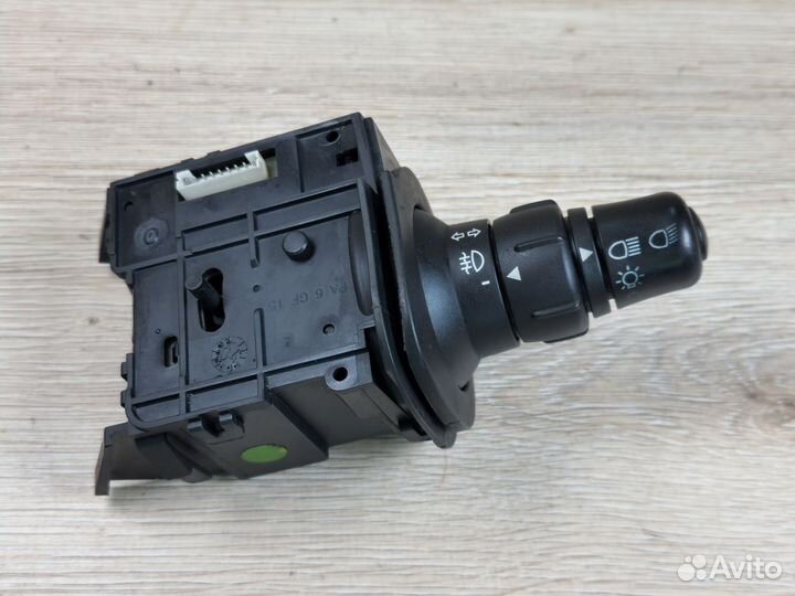 Подрулевой переключатель света Renault Scenic II
