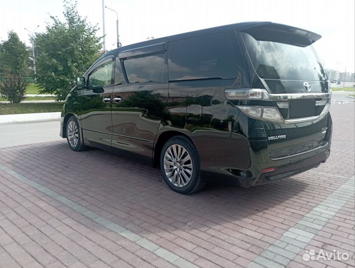Toyota Vellfire, 2014
