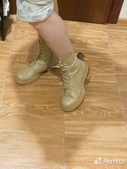 Ботинки женские демисезонные 39 размер