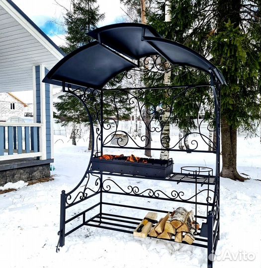 Мангал гриль барбекю с крышей