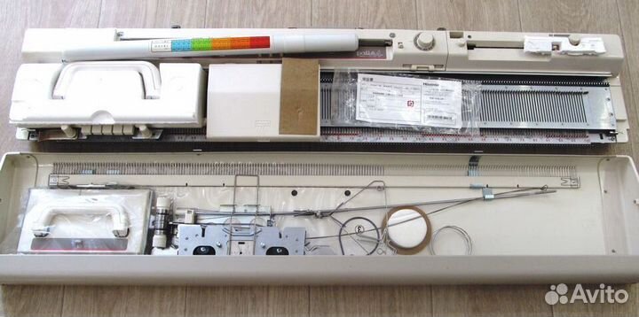 Новая вязальная машина Brother KH891