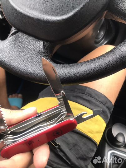 Мультитул victorinox swiss champ