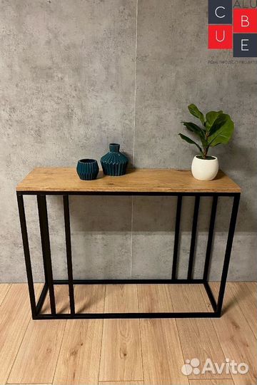 Консоль, столик