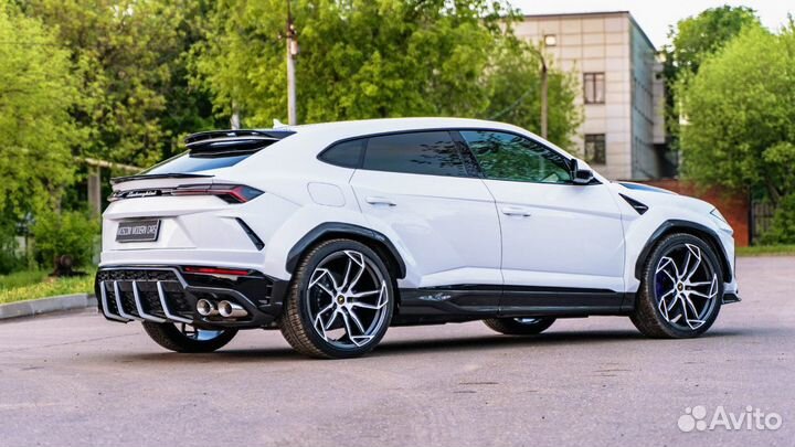 Обвеc для Lamborghini Urus