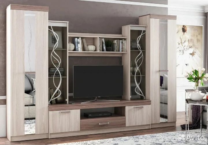 Стенка в гостиную