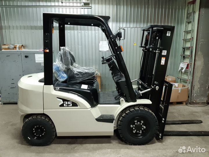 Вилочный погрузчик TFN CPCD25-XRW10, 2022