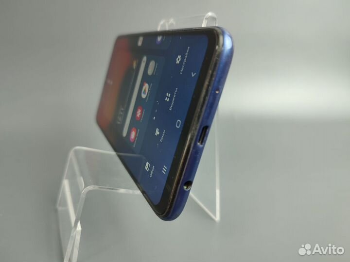 Samsung Galaxy A10, 2/32 ГБ