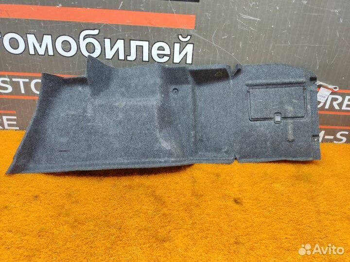 Обшивка багажника правая Subaru Impreza GC1-003306