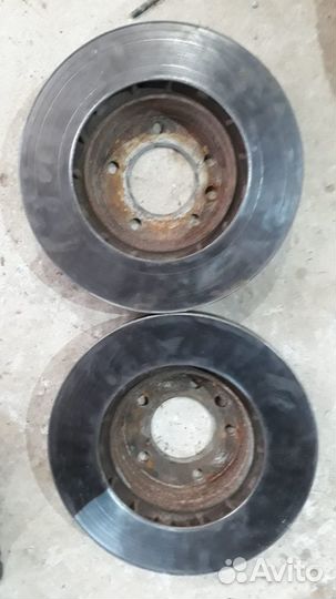 Тормозные диски передние Фольксваген Туарег 12 г.в