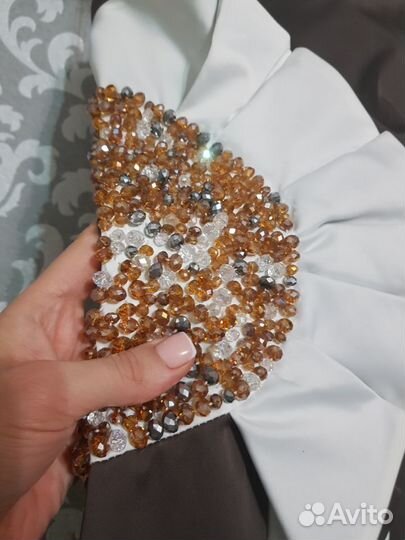 Новое платье камни стразы