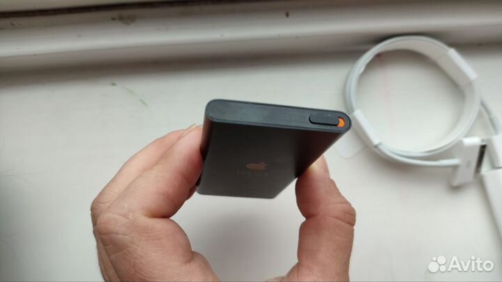 iPod nano 2 8гб