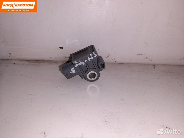 Датчик удара Hyundai Tucson 3 2017 95920V4000