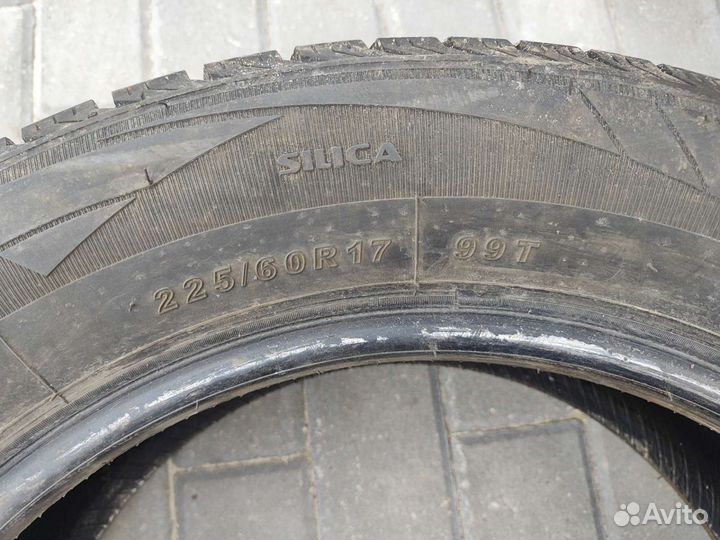 Farroad FRD79 225/60 R17 99T