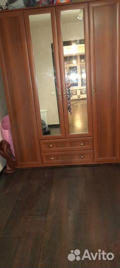 Шкаф распашной