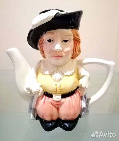 Чайник Мушкетёр, Англия