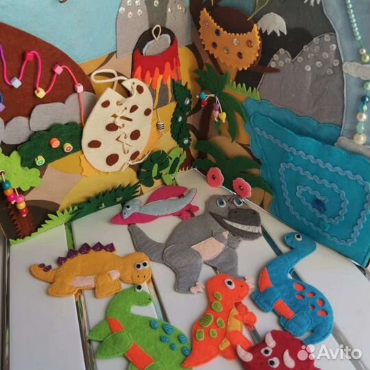 Развивающая книжка из фетра