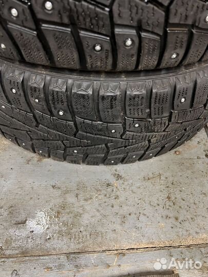 Roadstone Winguard WinSpike 205/55 R16 94T