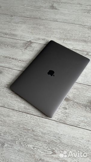 Macbook pro 15 2017 i7 16gb 3,1GHz