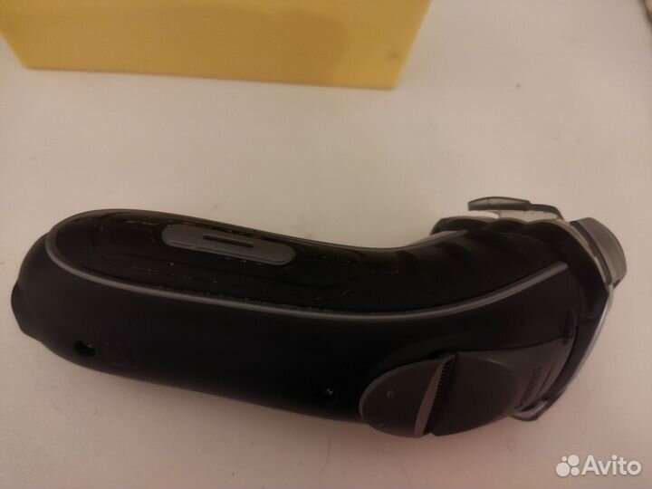 Электрическая бритва Phillips