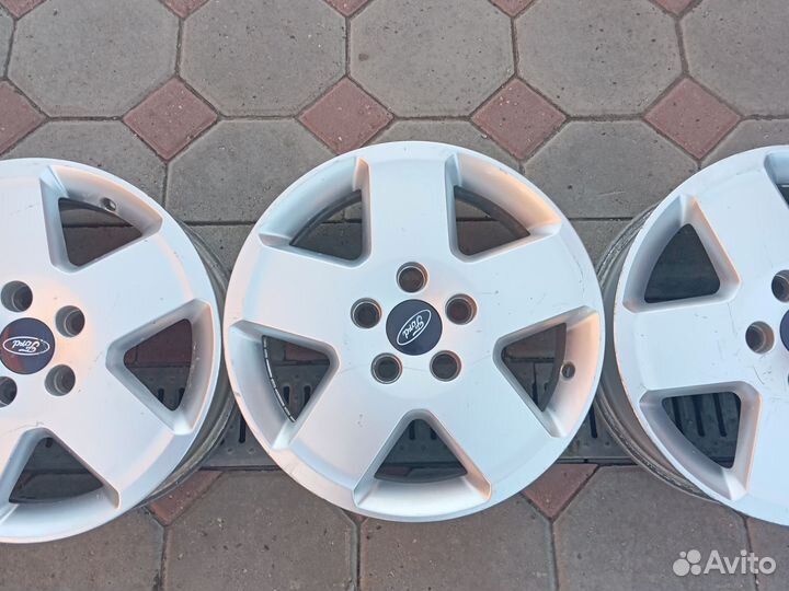 Диски литые Ford r 15 5x108