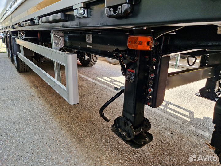 Полуприцеп тентованный UzAutoTrailer UAT-SCG-9226.01, 2023