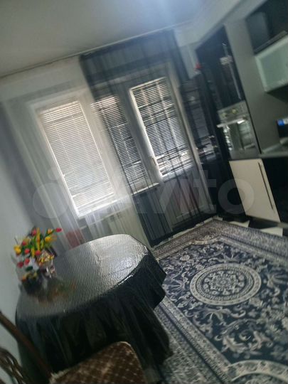 2-к. квартира, 80 м², 7/10 эт.