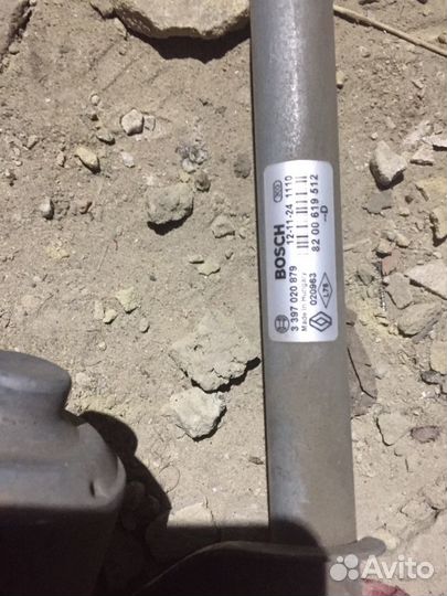 Трапеция дворников Рено Логан 2012 год