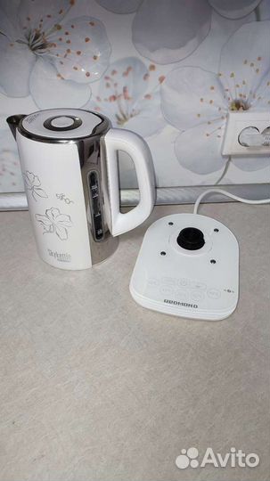 Электрочайник Redmond SkyKettle RK-M170S-E