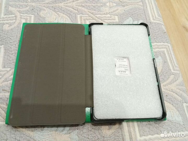 Чехол книжка для планшета Lenovo tab m8