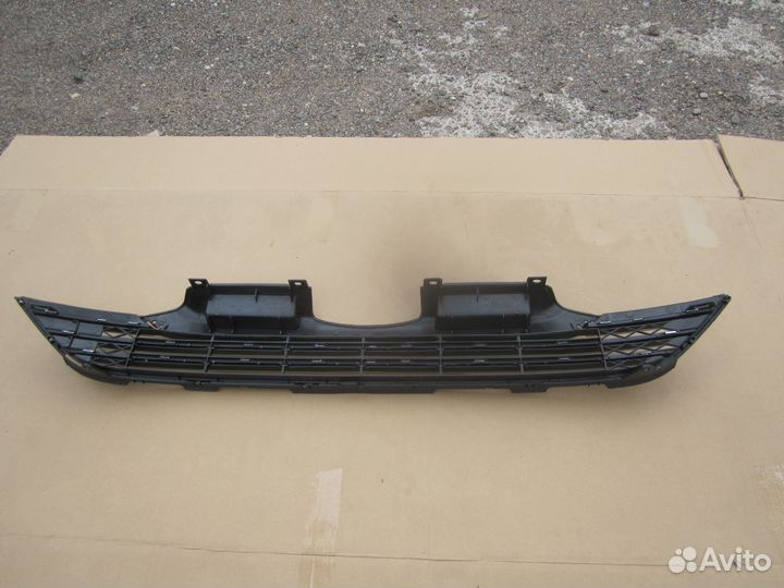 Решётка радиатора нижняя с хромом Honda CR V 3 -10