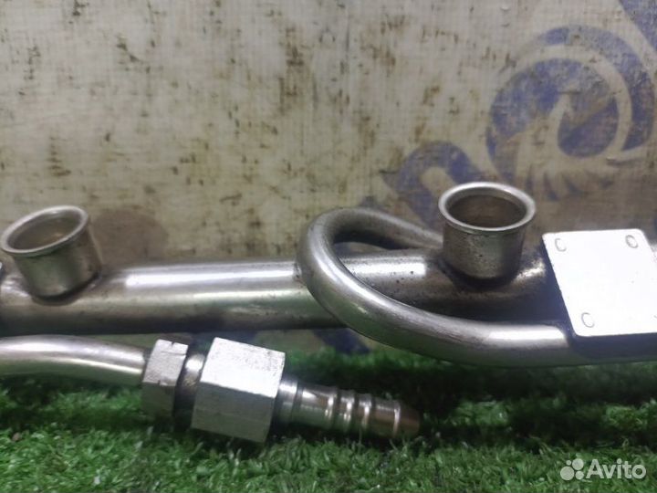 Топливная рампа Audi A4 B6 седан 2.0 ALT 2001