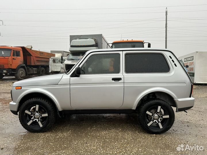 LADA 4x4 (Нива) 1.7 МТ, 2016, 142 000 км