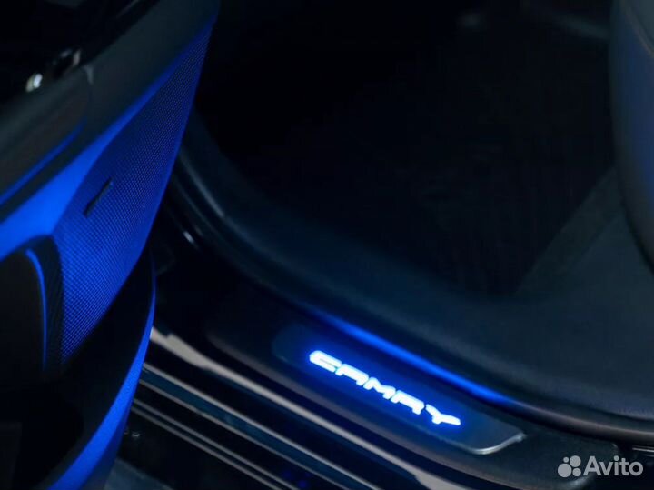 Накладки на пороги светодиодные toyota camry 70