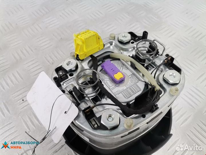 Подушка безопасности Volkswagen Golf 4 2004