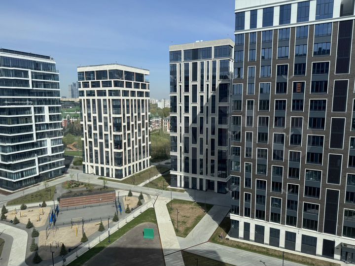 6-к. квартира, 170 м², 10/14 эт.