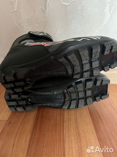 Лыжные ботинки классические spine