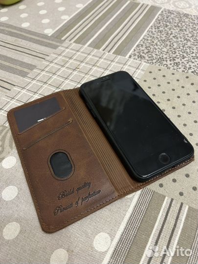 Телефон iPhone 7