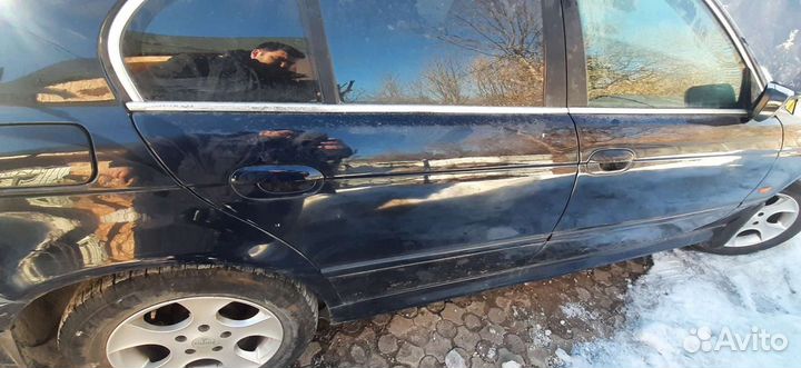 Задний правый дверь на BMW E39